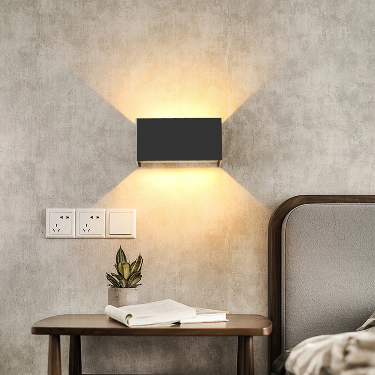 Nordic Indoor-Outdoor Sconce