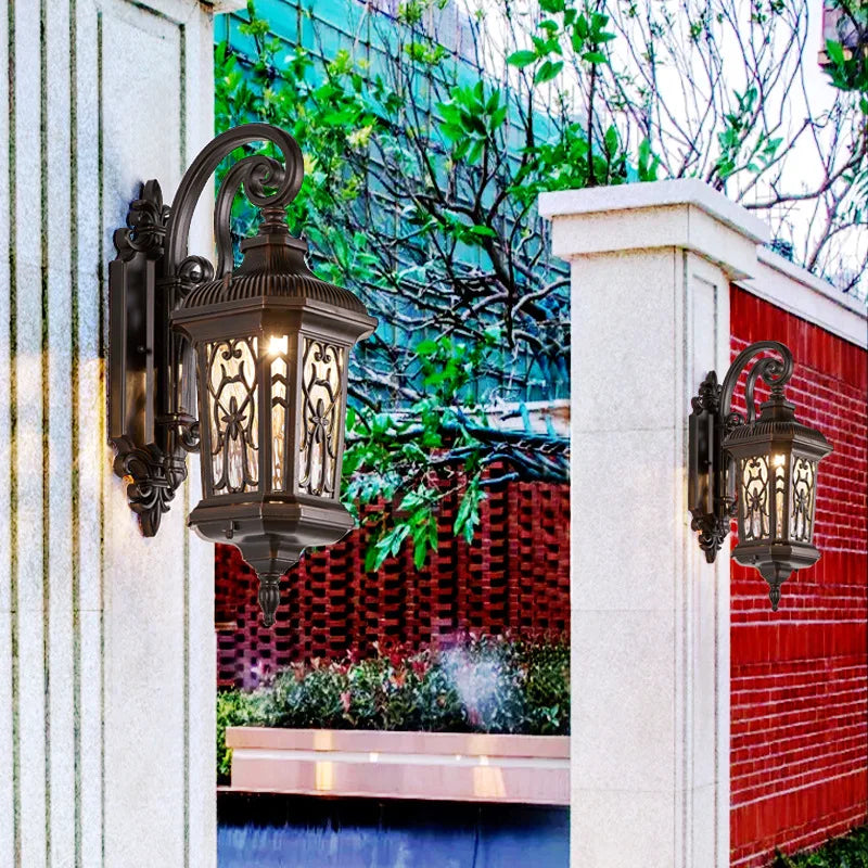 European Courtyard Pillar Light