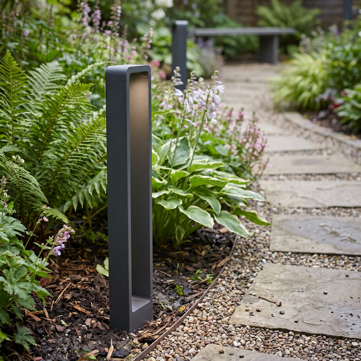 Outdoor light in use - alternate view