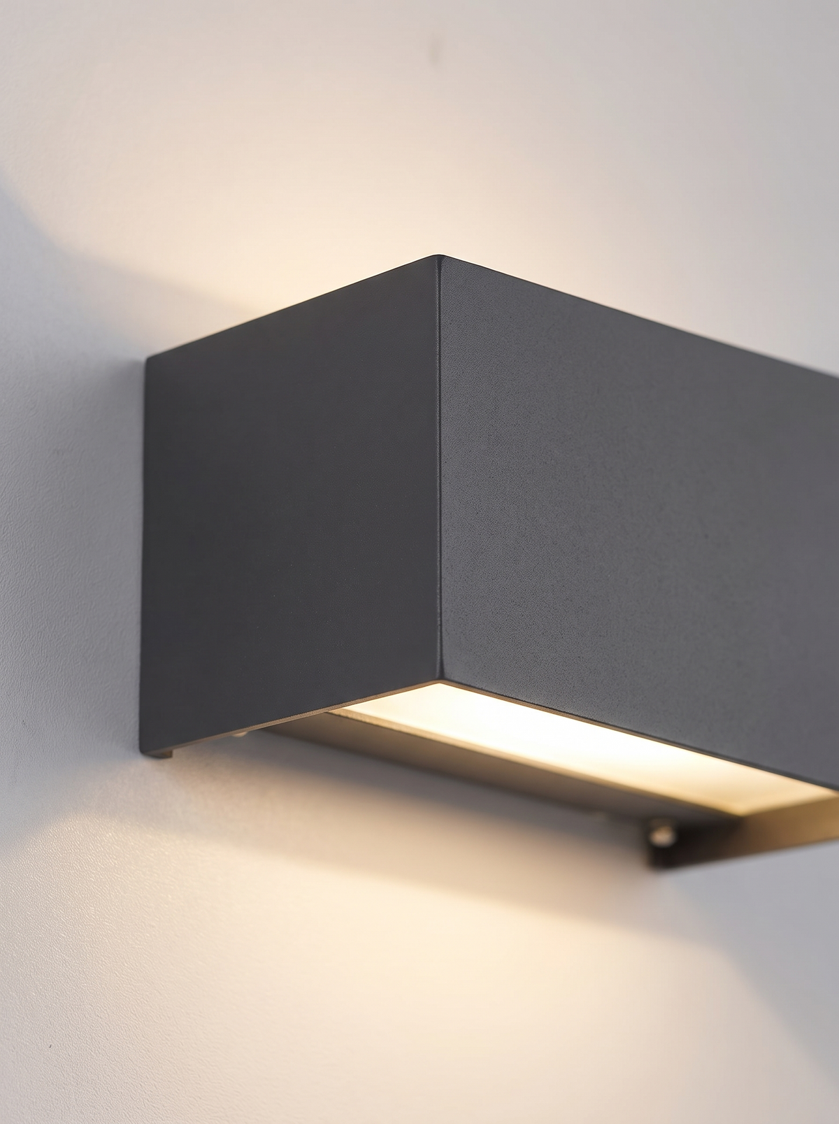 Nordic Indoor-Outdoor Sconce - detail