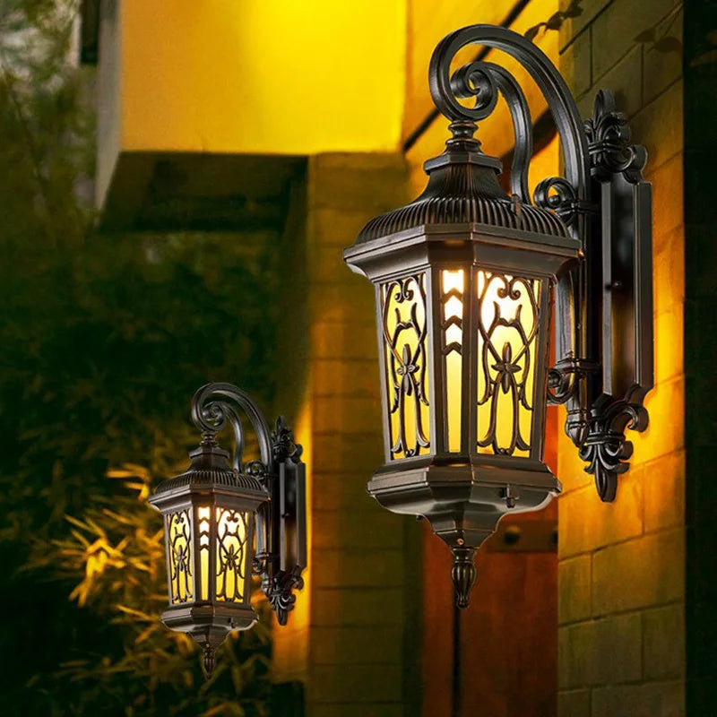 European Courtyard Pillar Light