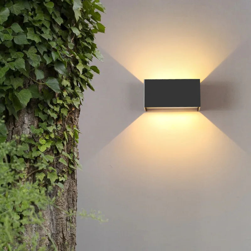 Nordic Indoor-Outdoor Sconce