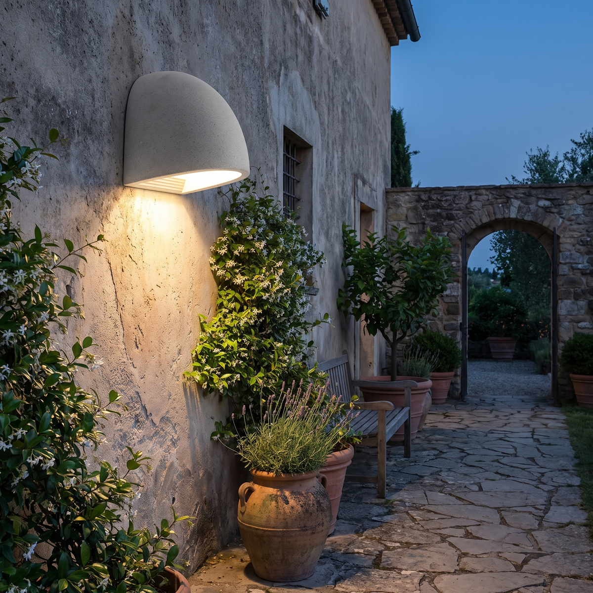 Outdoor light in use - alternate view