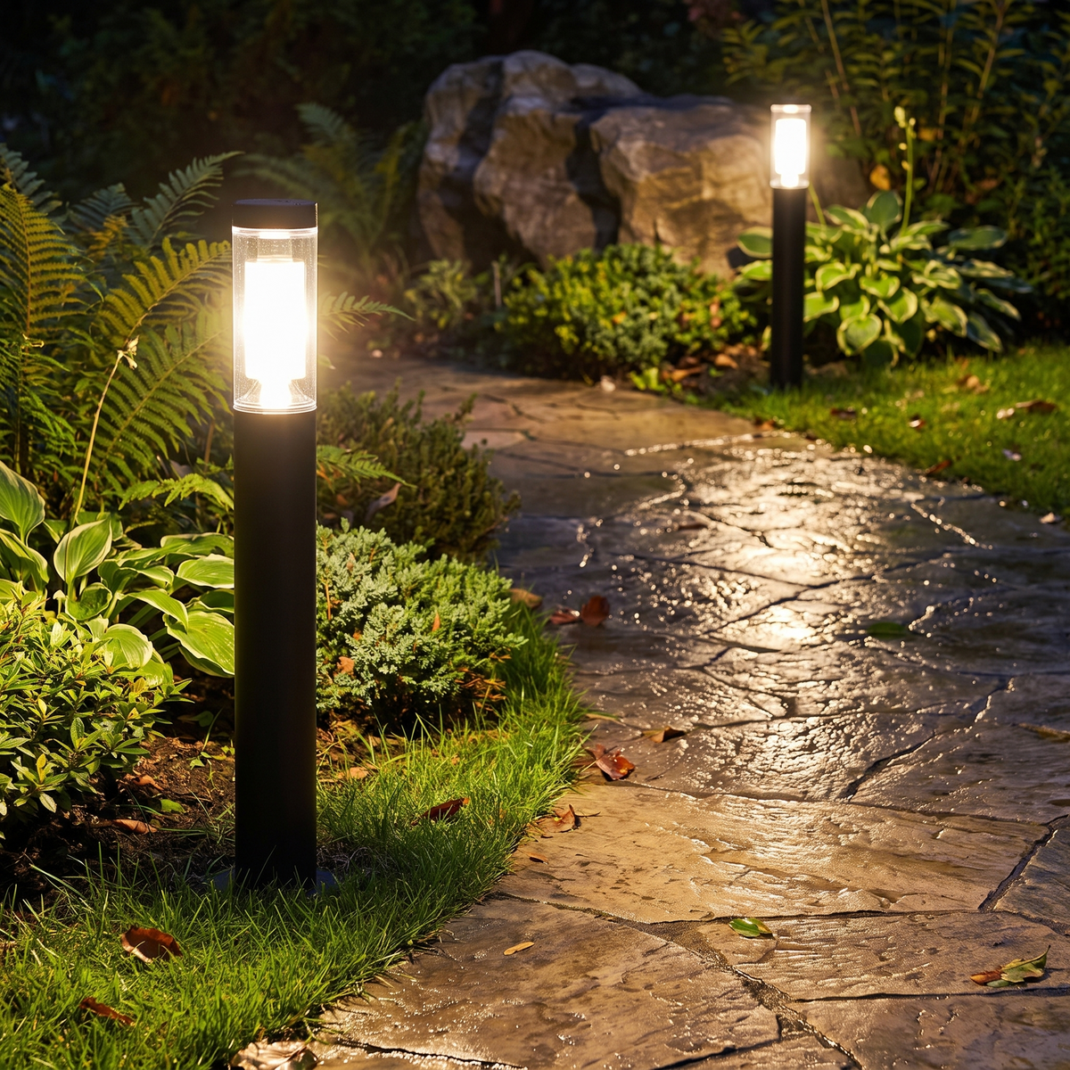 Outdoor light in use - alternate view