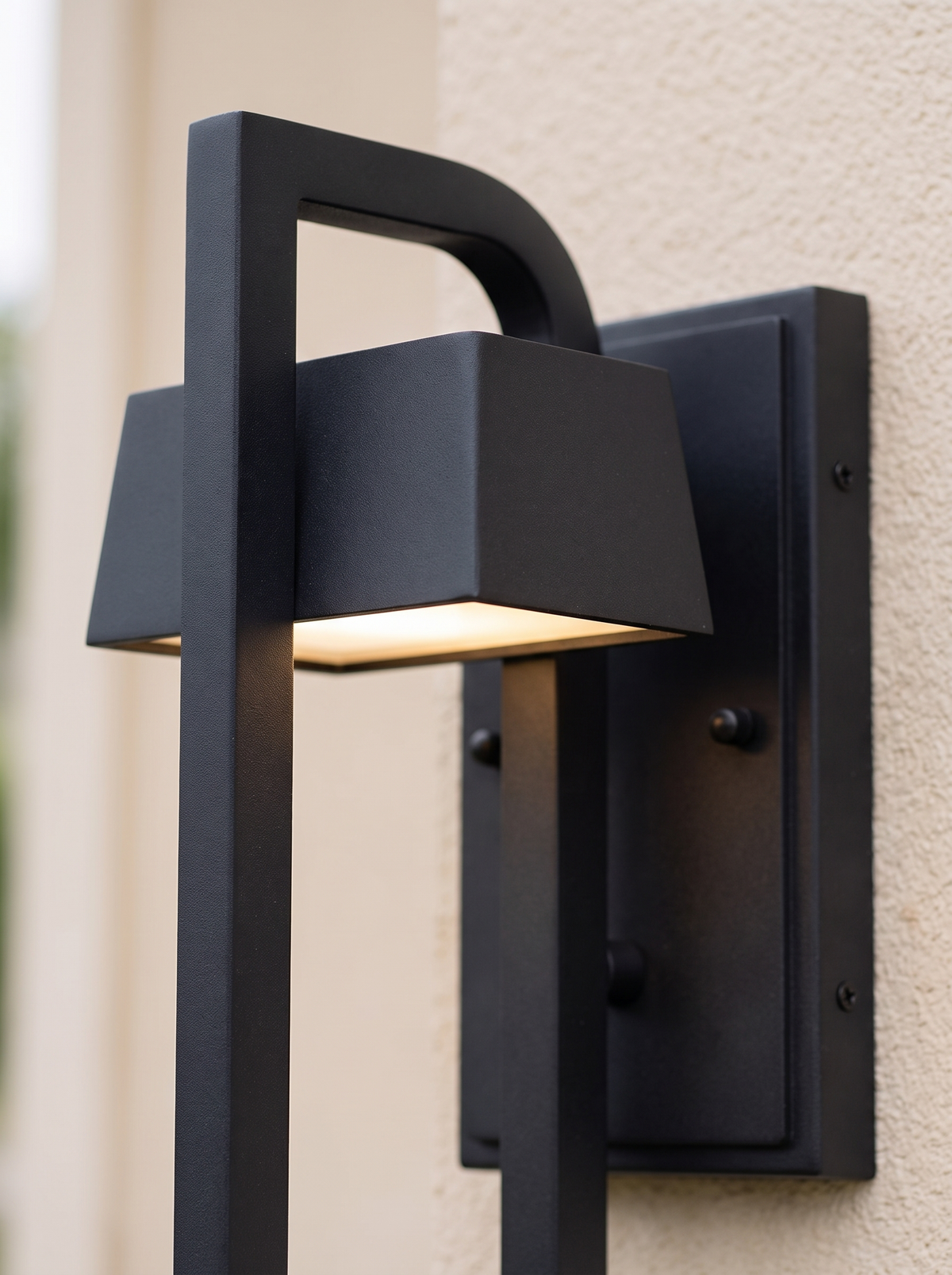Retro Black 10W Wall Light - detail